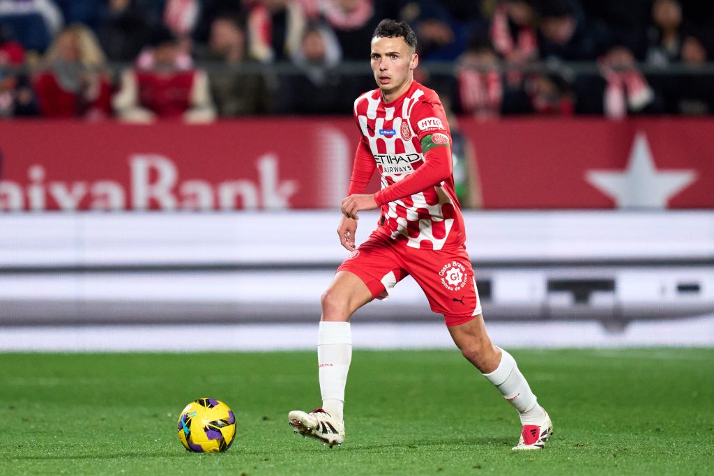 Juventus Memperkuat Pertahanan dengan Bidikan Bek Penuh dari Girona dan Monaco